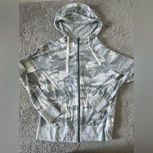 Nike zip up hoodie
